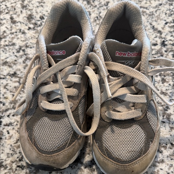 New Balance Kids' Sneakers in Gray and White - Picture 8 of 8